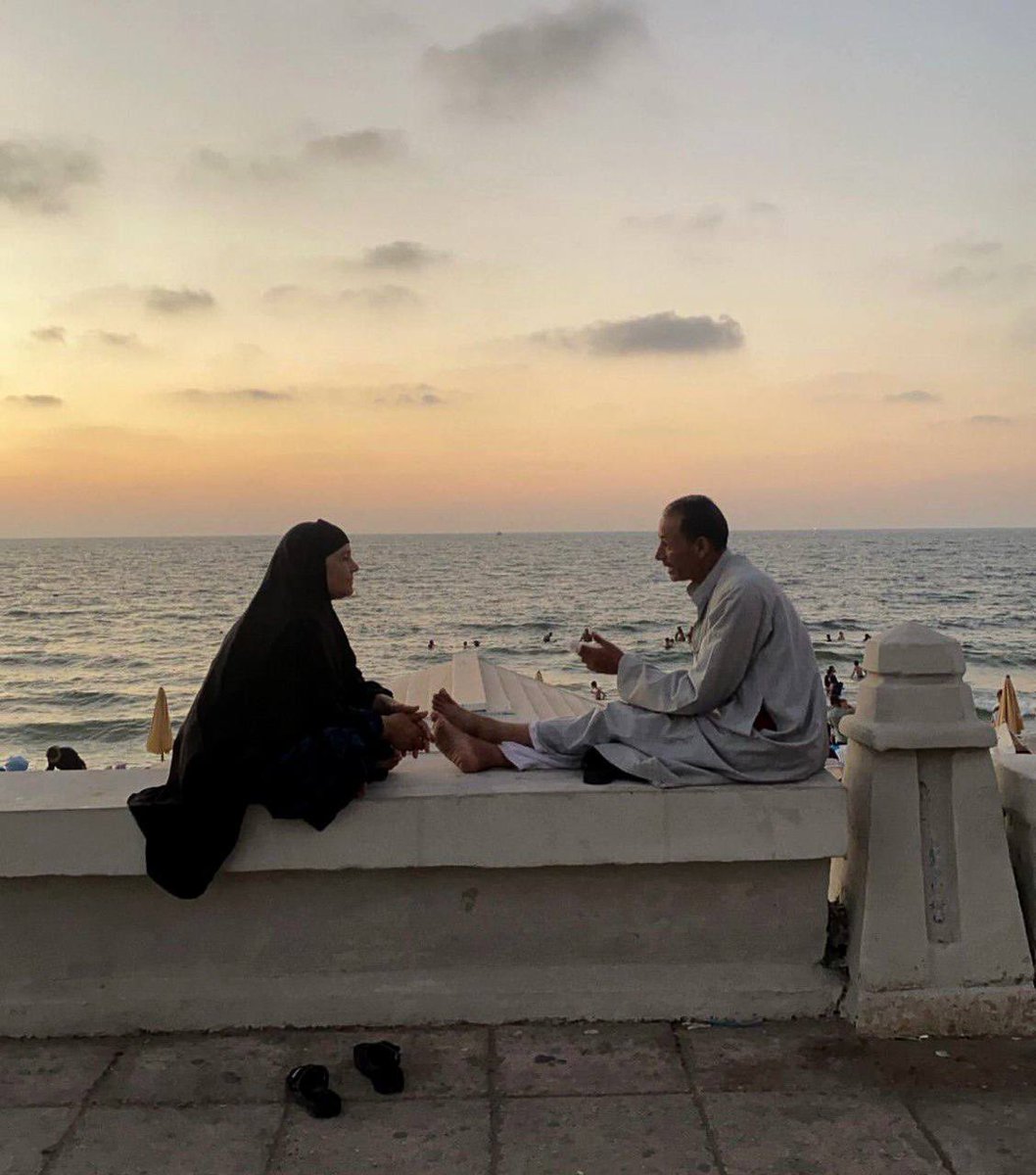 Nov_9099's tweet photo. بالرفيق مُـش بالمكان ♥️♥️♥️. https://t.co/LJt7dPxPJj