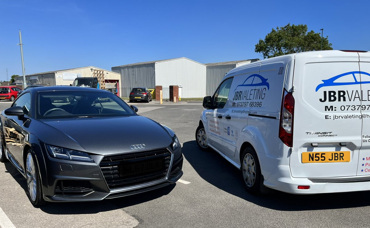 JbrValeting's tweet photo. 3 year exterior paint protection package plus interior upholstery &amp; carpets protected on this lovely TT https://t.co/3ZNHg5oICT