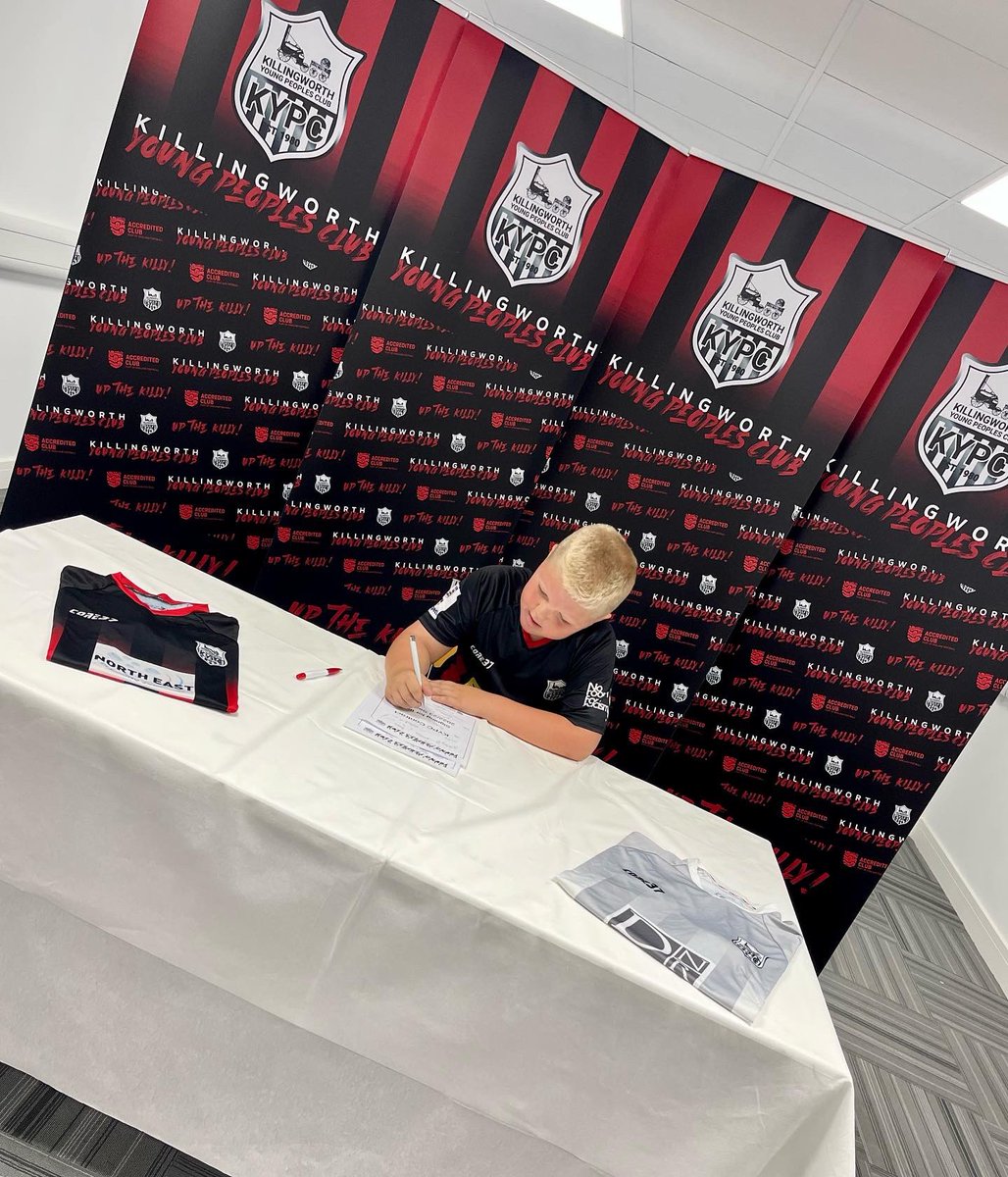 ladylexi22's tweet photo. Killy boy now 🖤❤️⚽️🙌🏼#UptheKilly #newteam #saturdayteam #grassroots https://t.co/uSvZhUG4Wn