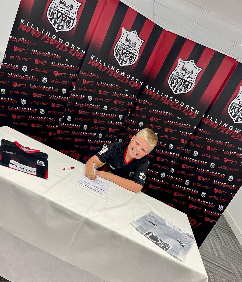 ladylexi22's tweet photo. Killy boy now 🖤❤️⚽️🙌🏼#UptheKilly #newteam #saturdayteam #grassroots https://t.co/uSvZhUG4Wn