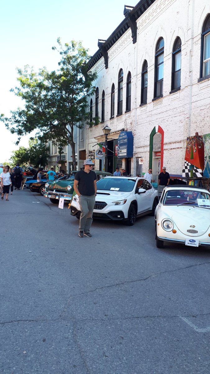 pn_57's tweet photo. 1) Annual downtown #Orillia #ClassicCar Show (August 13, 2022); #historic #mainstreet #ontarioheritage #car #heritage #heritagedistrict https://t.co/zl9pJ6IQy2
