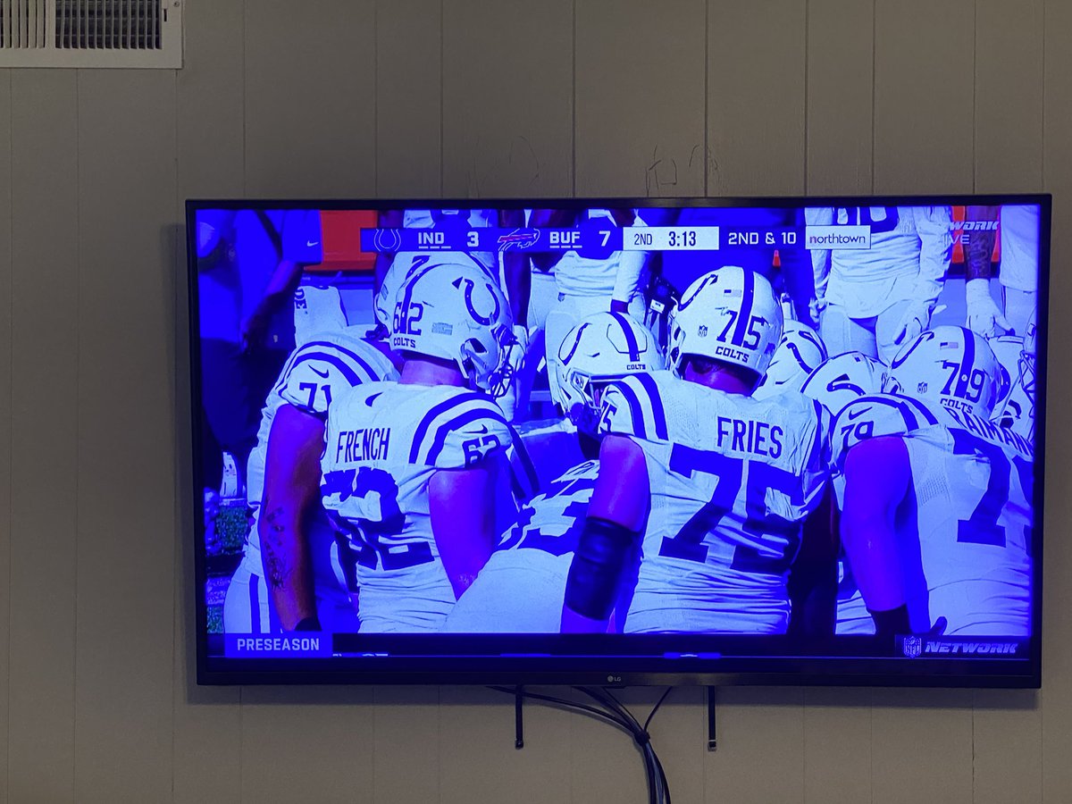 SwainyR2's tweet photo. This #Colts game is making me hunger. https://t.co/iQkpoaQZUN