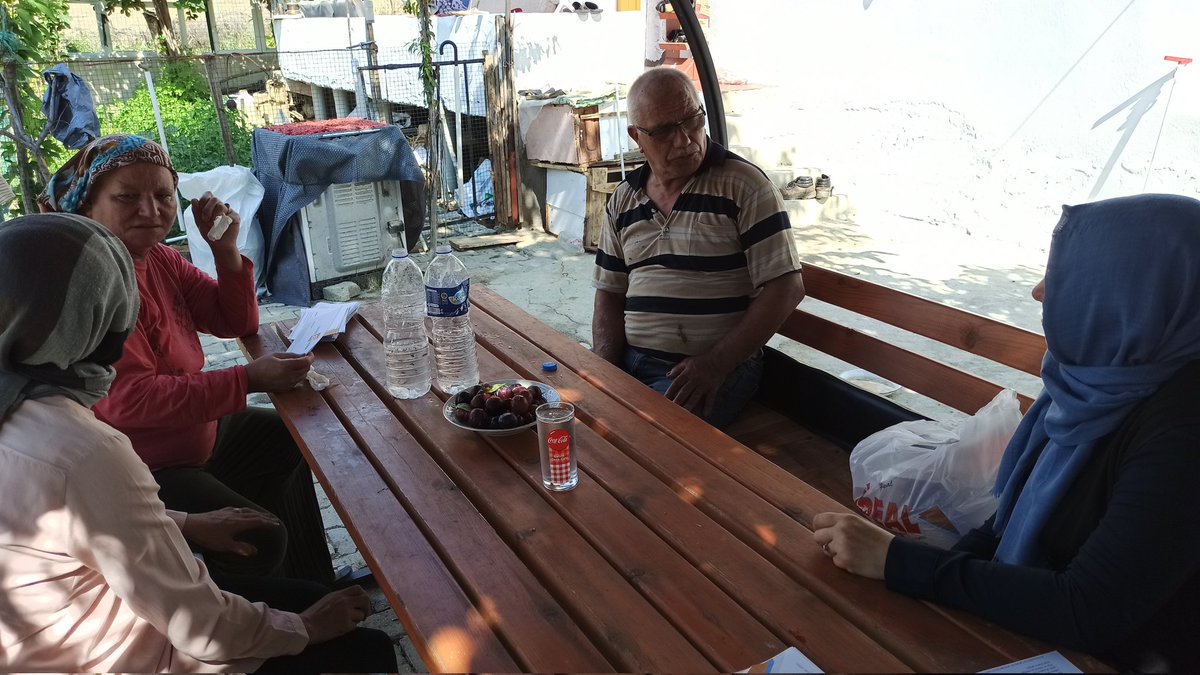 GÖNÜLDEN GÖNÜLE BİR GÜN!

✔️Mahallelerimizde vatandaşlarımız ile bir araya gelerek  CumhurBaşkanımız'ın  selamlarını ve mektubunu ilettik.

✔️Güzel günde, güzel insanlar ile tanıştık.Sohbet edip dualarını aldık.

#İyikiVarsınız

#AkParti21Yaşında
#BirOlduk21Olduk