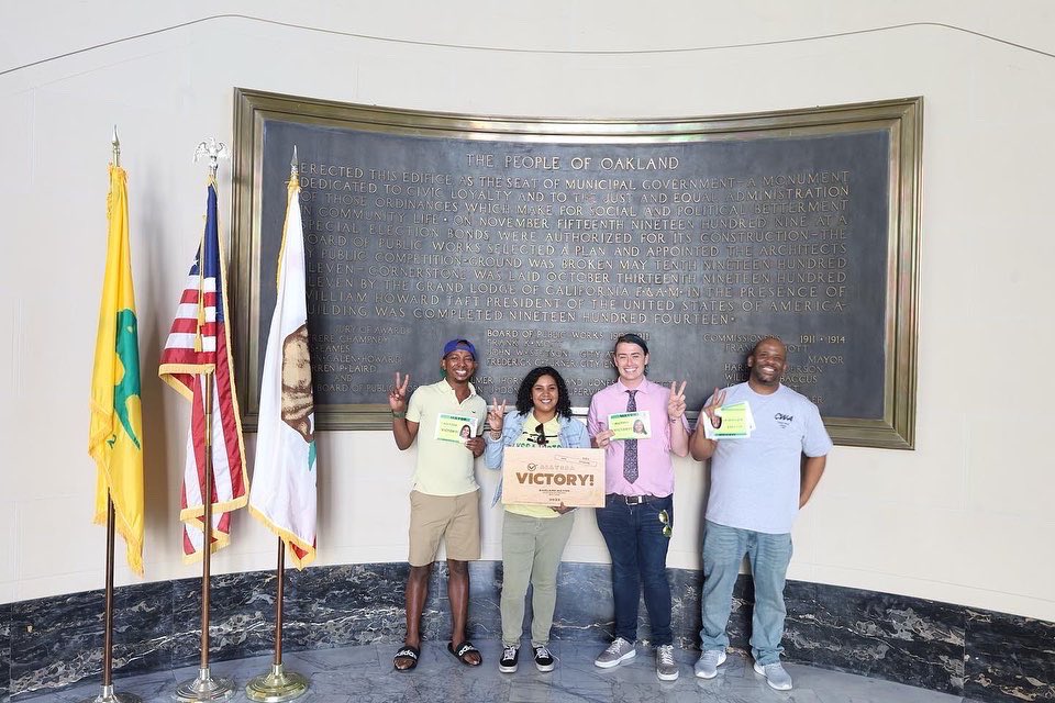 Victory4Oakland's tweet photo. I officially filed my paperwork to become Oaklandโs next Mayor! Thank you to all who made it possible for us to reach this point.
See full message and join us by signing up at https://t.co/HyrHLY7oz0
#electprogress #VoteVictory #AllyssaforMayor #VictoryforOakland https://t.co/kYjQkRtC5J