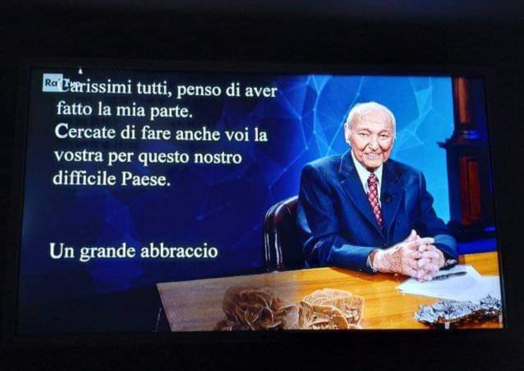 P_anna's tweet photo. #PieroAngela hai guidato con educazione e rispetto la curiosità di generazioni. Un esempio umano e modello di una buona televisione. Ci mancherai. Grazie di tutto https://t.co/QdkQ1obV7C