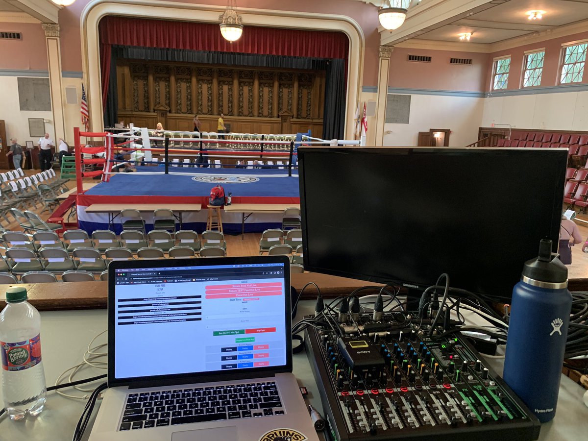 MattNelson1993's tweet photo. Live from Melrose Memorial Hall itโs @BostonProBoxing #ParadeofChampions on @CombatSportsNow at 6pm #LivestreamProducer #Commentatorlife #boxing @BoxrecGrey @TimBoxeo https://t.co/yRqctjOf2v