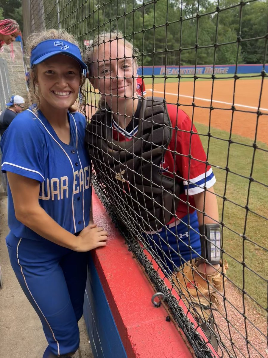 JosieCrossman's tweet photo. So great getting to see one of my @GAImpactJanney girls for highschool games today! Having a ton of fun with my @SoFoSoftball team, but am missing my Impact girls too! #teamEAT https://t.co/D5YdBcn6fW