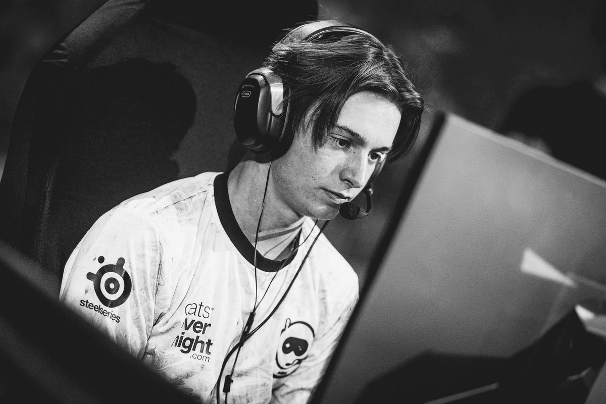 Spacestation's tweet photo. An end to our run for RLCS Worlds.

The support from you guys has been unmatched, and we’ll be back better for YOU 💛🖤 https://t.co/rIwJJBrbzj