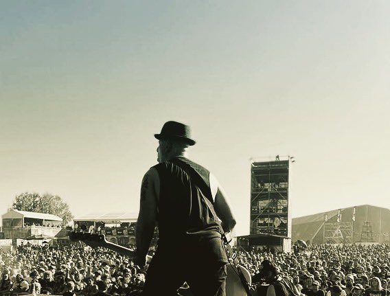 arobert's tweet photo. Alcatraz Festival 2022 @OffiLIFEOFAGONY @AlcatrazMusic #lifeofagony #alanrobert https://t.co/g3Br6ymbtx