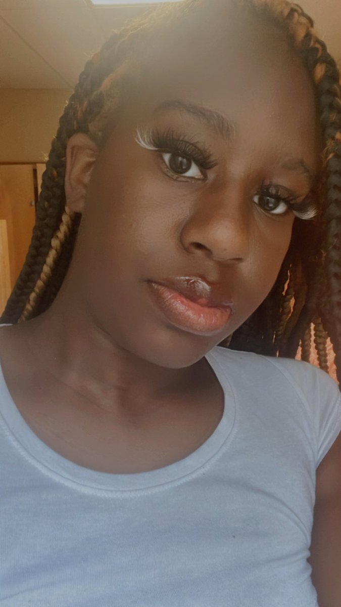 htx_kel's tweet photo. #WhosWhoOfSU 
~Kelcie
~Nursing Major
~Taurus
~ Houston,Tx
#su26 https://t.co/uSMsrsq7oL