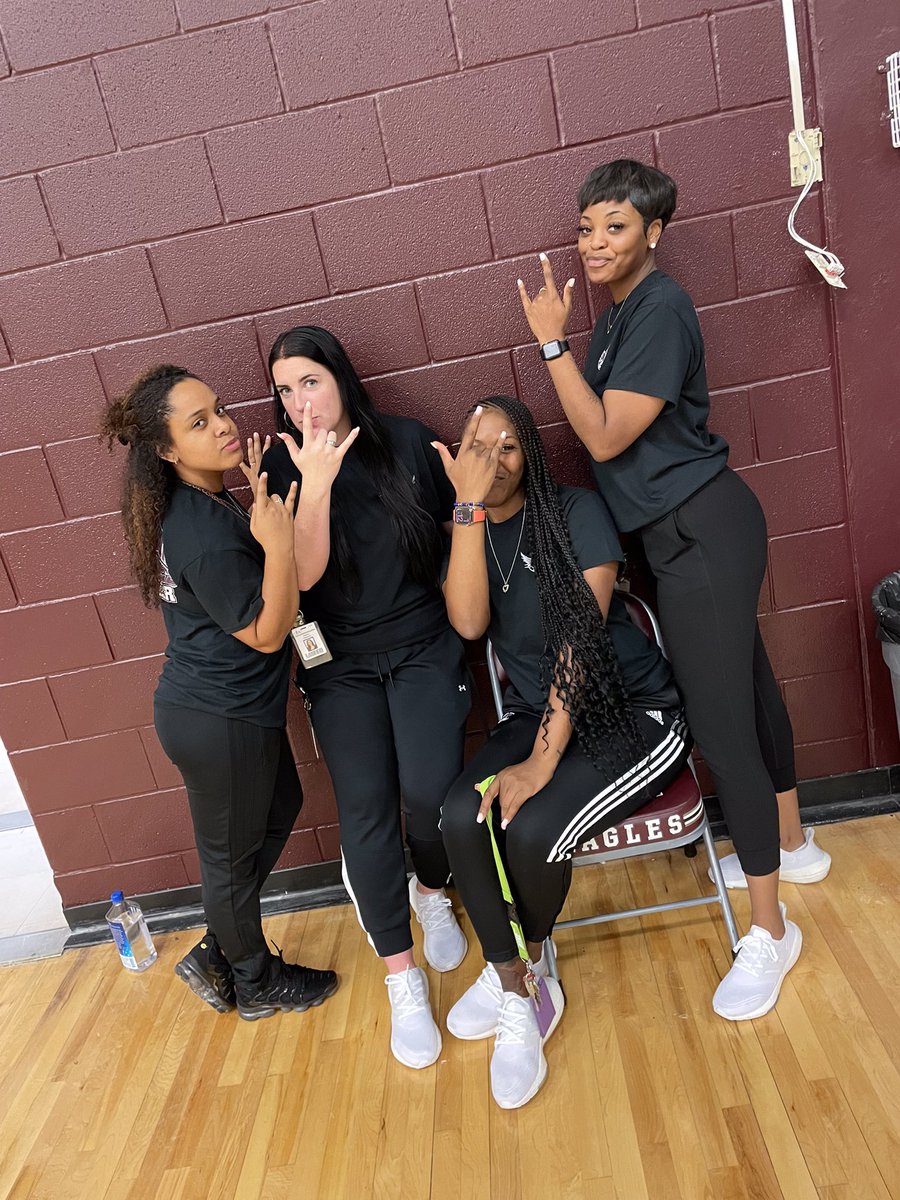 CoachJ_Moss's tweet photo. Thankful to have hosted alongside this bunch @ the GISD Varsity 🏐Tournament this weekend! #WeR1 #MTXE #Squad 🦅  @CoachWalker15 @CoachSandersRHS @CoachHawkins00_ https://t.co/Bw3snqB2li