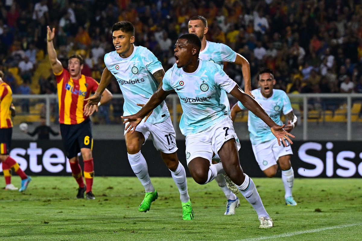 Denzel Dumfries tweet media