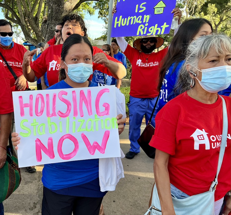 UnarmedBlackMen's tweet photo. Homelessness Harms Students; Rent Control Will Protect Them • @PRMcDonald • https://t.co/WRQVqQc0rn
To prevent homelessness among students, politicians must urgently pass effective rent control policies. #homeless #homelessstudents https://t.co/eW10vQrK9g