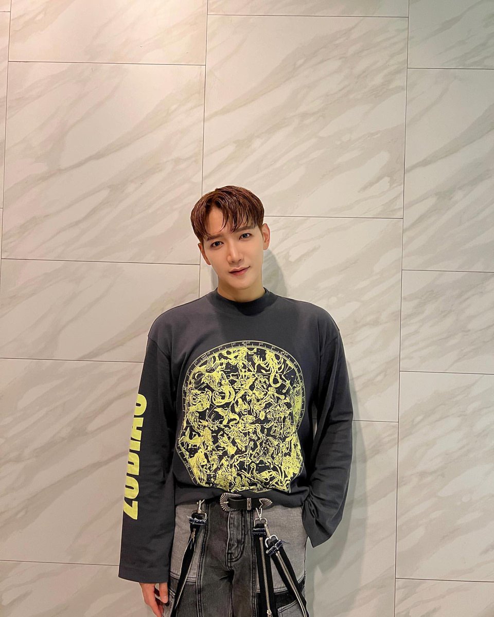 9月3日に中野サンプラザで
開催される
2PMのJun_Kのファンミの
チケットをお譲り頂ける方を
探しています
昼の部 夜の部
どちらでも構いません
出来ましたら2枚連番を
フォロワーさんやお知り合いで
もしいらっしゃいましたら
連絡頂けたら嬉しいです🙏
よろしくお願いします🙇‍♂️
#2PM
#Jun_K ファンミ