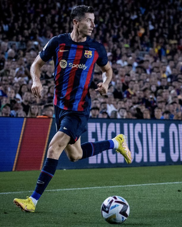FCBarcelona_es's tweet photo. Debut en partido oficial ✅ https://t.co/SYQjVjgjx2
