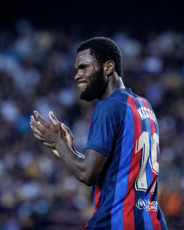 FCBarcelona_es's tweet photo. Debut en partido oficial ✅ https://t.co/SYQjVjgjx2