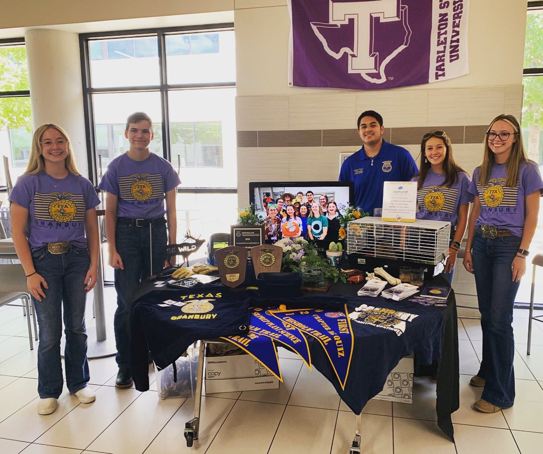 Our FFA officers had a great time Thursday welcoming freshmen, recruiting them to our FFA program, and showcasing what activities we have done over the years. We are excited for the new activities, adventures, and memories we will make this year!