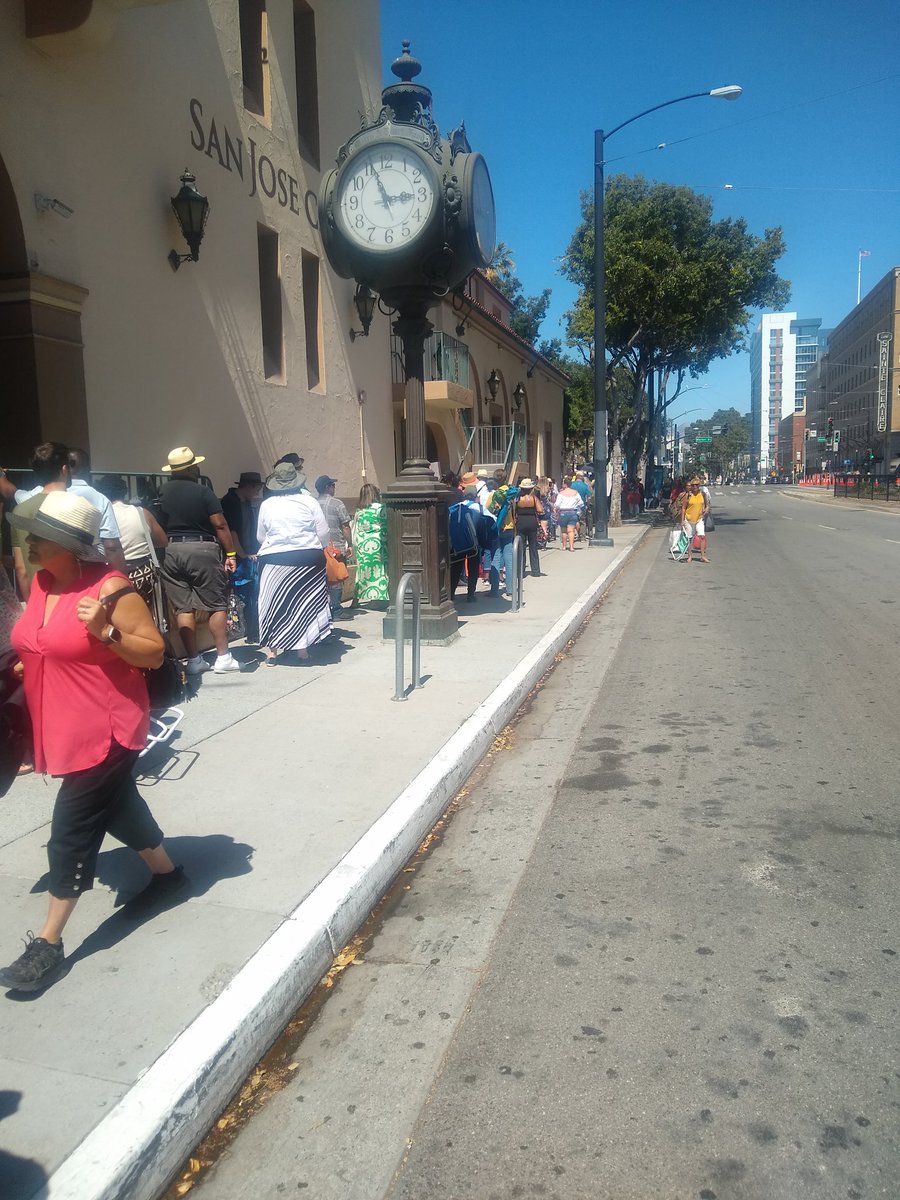 NormanWeekes's tweet photo. Long lines in the San Jose heat. Logistical nightmare. #sanjosejazz#sanjosejazzfestival https://t.co/jgetTXJHk0
