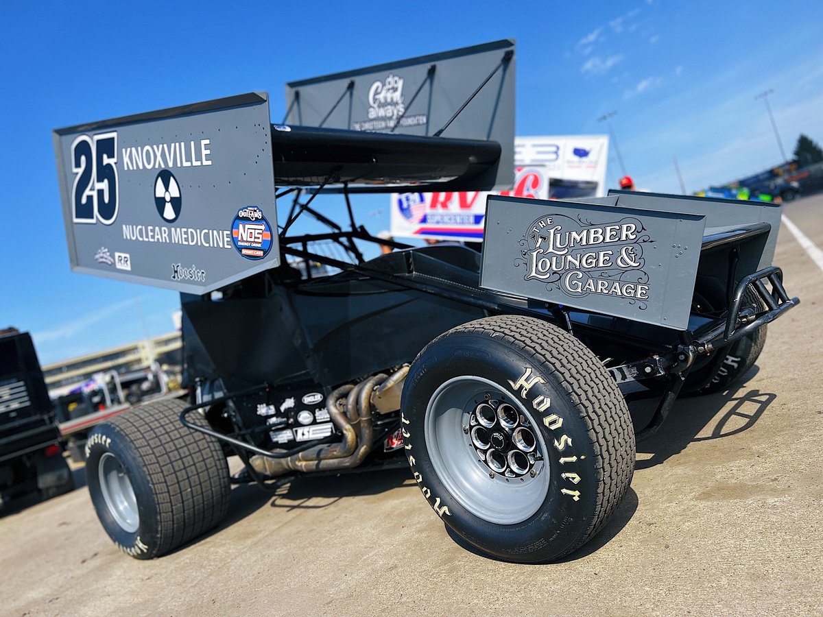 WorldofOutlaws's tweet photo. 𝗦𝗧𝗔𝗥𝗧𝗜𝗡𝗚 𝟭𝟬𝗧𝗛 — @HickleRacing

After 14 years away from the #NOSvilleNationals, JJ returned this week and immediately put the @BIkenberry #25 in the big dance!

The Washington native made the move to Iowa just for racing, and the move is definitely paying off. https://t.co/j7OwxZBVRM