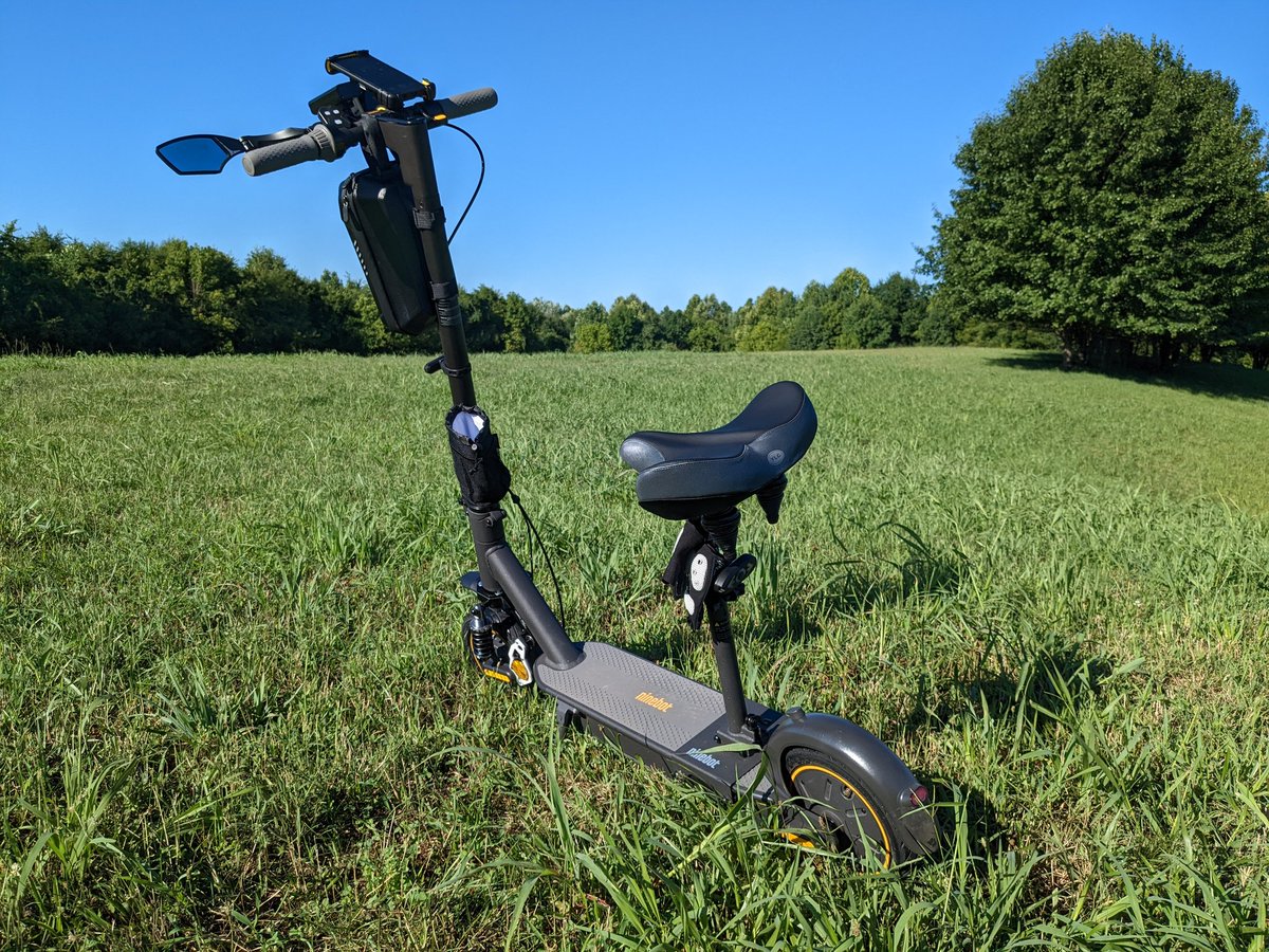 GadgetsSpec's tweet photo. It has been such a beautiful day today. I hope you all had a wonderful day and did something you enjoyed! This was taken on the @madebygoogle Pixel 6a. #lovelyDay #TeamPixel #NinebotMax #Segway #Weekends #ScooterGang #GiftfromGoogle https://t.co/j4Q3PORWTr
