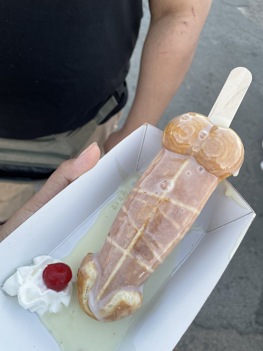 Zarapy1's tweet photo. Foodie land the other day .. my only reason I’ve been inactive 🥺💖 https://t.co/EnQQ2G2y32