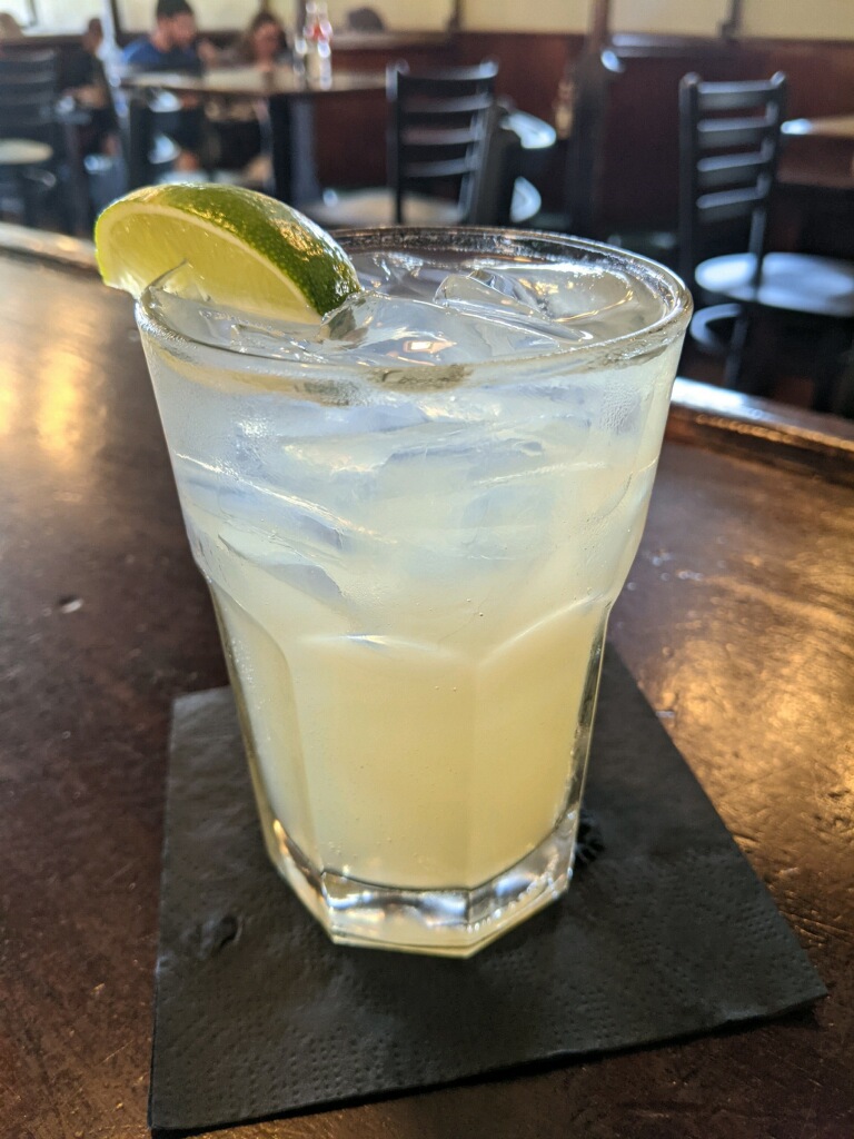 A gorgeous Saturday calls for a celebratory beverage. How about our Cocktail of the Week, the Paloma? It’s a beautifully simple combination of Hornitos tequila and grapefruit soda. Enjoy it as a before-dinner drink, or pair it with the mild heat of our Crispy Chicken Sandwich!