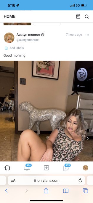 Go see how I say good morning on https://t.co/GLrCOd9FzR https://t.co/rGkSZofUFt