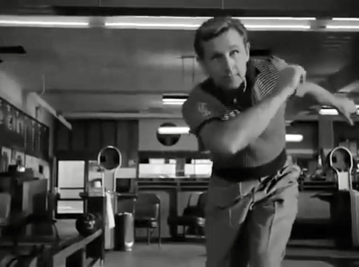 RichardDCarlson's tweet photo. Lloyd Bridges bowling in “Try & Get Me!” AKA “The Sound of Fury” (1950), also starring Frank Lovejoy, Kathleen Ryan & Richard Carlson. IMO, this is Bridges’ most compelling performance ever. He is electric! #TryAndGetMe #NationalBowlingDay #LloydBridges
🎥 https://t.co/PckFVLi24a https://t.co/6q9wbVyWum
