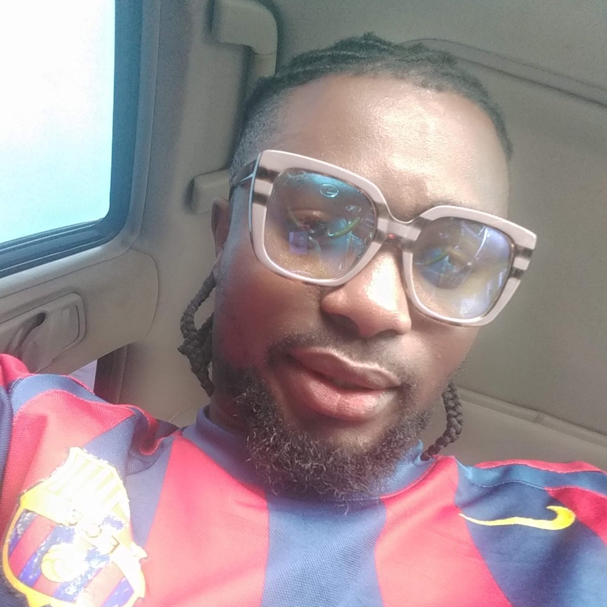 KINGLESLIE15's tweet photo. #NewProfilePic https://t.co/jQZLAlDowZ