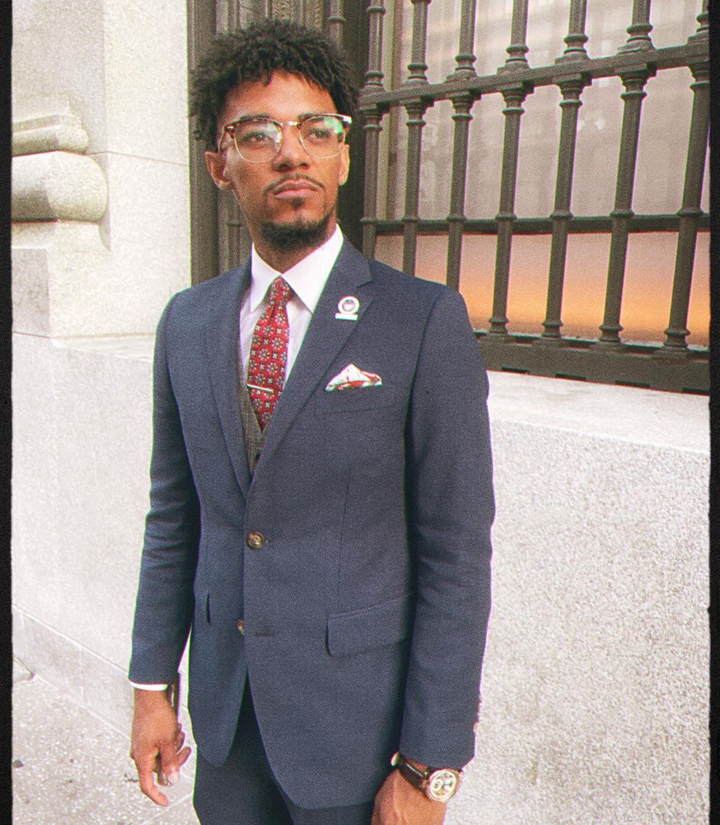 kaseir_'s tweet photo. Officially a J.D. Candidate at Howard University School of Law (HUSL). I will be sure to enjoy the journey, trust the process, continue to uplift others, and make impact! Now it’s time to go put that work in! To all of the incoming Law Students - LETS EAT! 🔴🔵 #HUSL25
#HowardLaw https://t.co/w6hXvk58AY