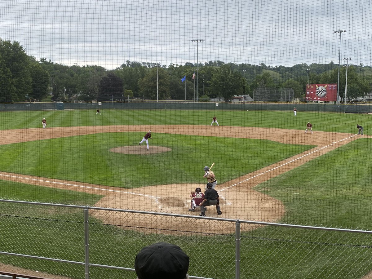 5-2 Wanamingo in the 7th. Dodge Cty. rallying. No skin-on’s here in Red Wing. Just Hormel all beef. Meh!