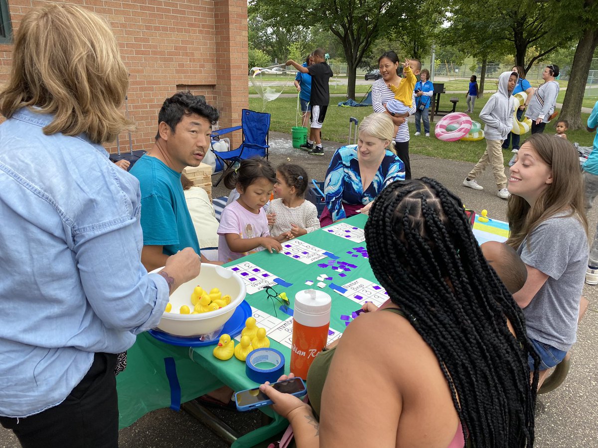 Children1st_SLP's tweet photo. BINGO! Fun is in the offing at Aquila Park right now! Raffles every 15 minutes! #SLPReadFest https://t.co/KOX9wjm32n