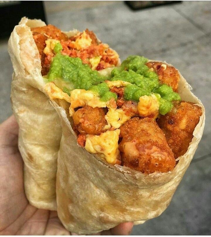 Who wanna try this tasty wraps 🌯🌯🌯

#food