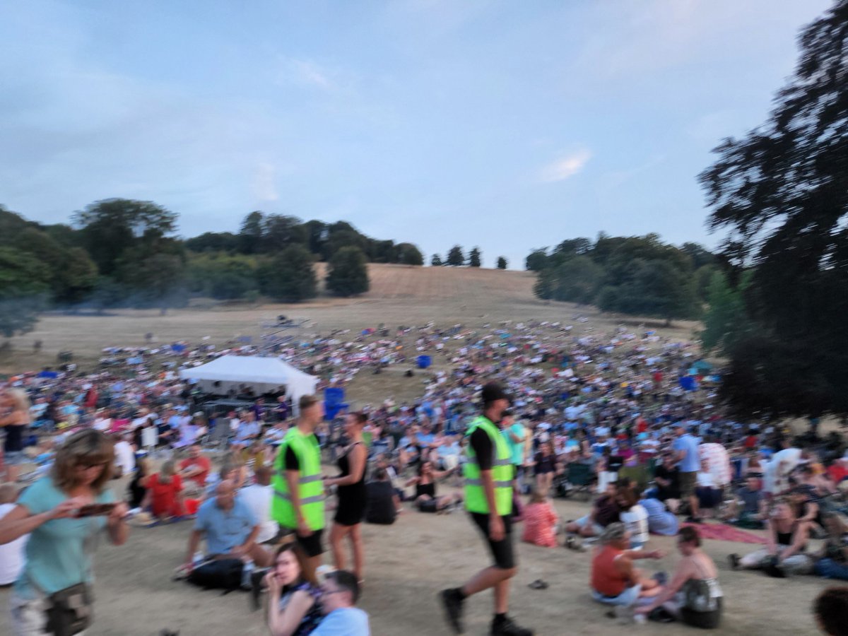 Love an outdoor gig in the sunshine, texas your were awesome!!