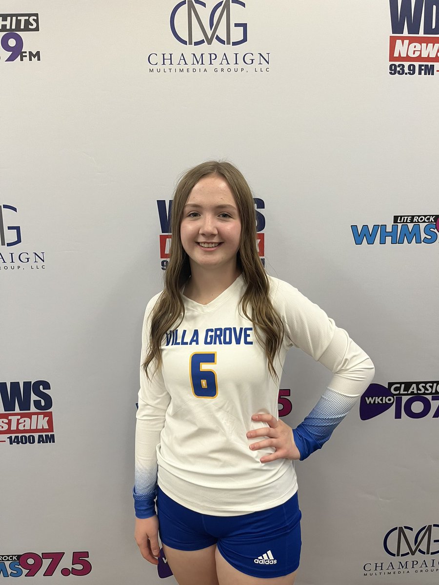 kaylnjo6's tweet photo. It was so much fun going to the News Gazette! Can’t wait to see everyone’s photos!!❤️❤️ @ngpreps #Volleyball #FacesOfFall https://t.co/sG4WvbhhVu