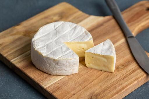 datsumetaboroom's tweet photo. 【夕食がおそくなるなら太らないおやつを🧀】
食事の時間があくと次の食事の食べ過ぎにつながります

おすすめのおやつは「ナッツ」「ヨーグルト・チーズ・たまご」「ビターチョコレート」「果物」など

好きなものを選んで小腹を満たしておくと夕食の食べ過ぎ防止に。

#健康 
#ダイエット https://t.co/RyW3I09xaN