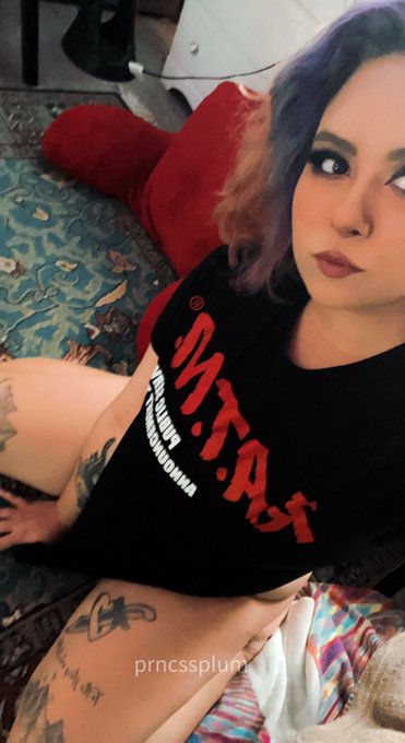 What do we think about #RATM? One of my fave bands 

#music #punk #nsfwtw #nsfwtwt #band #girl #dirty