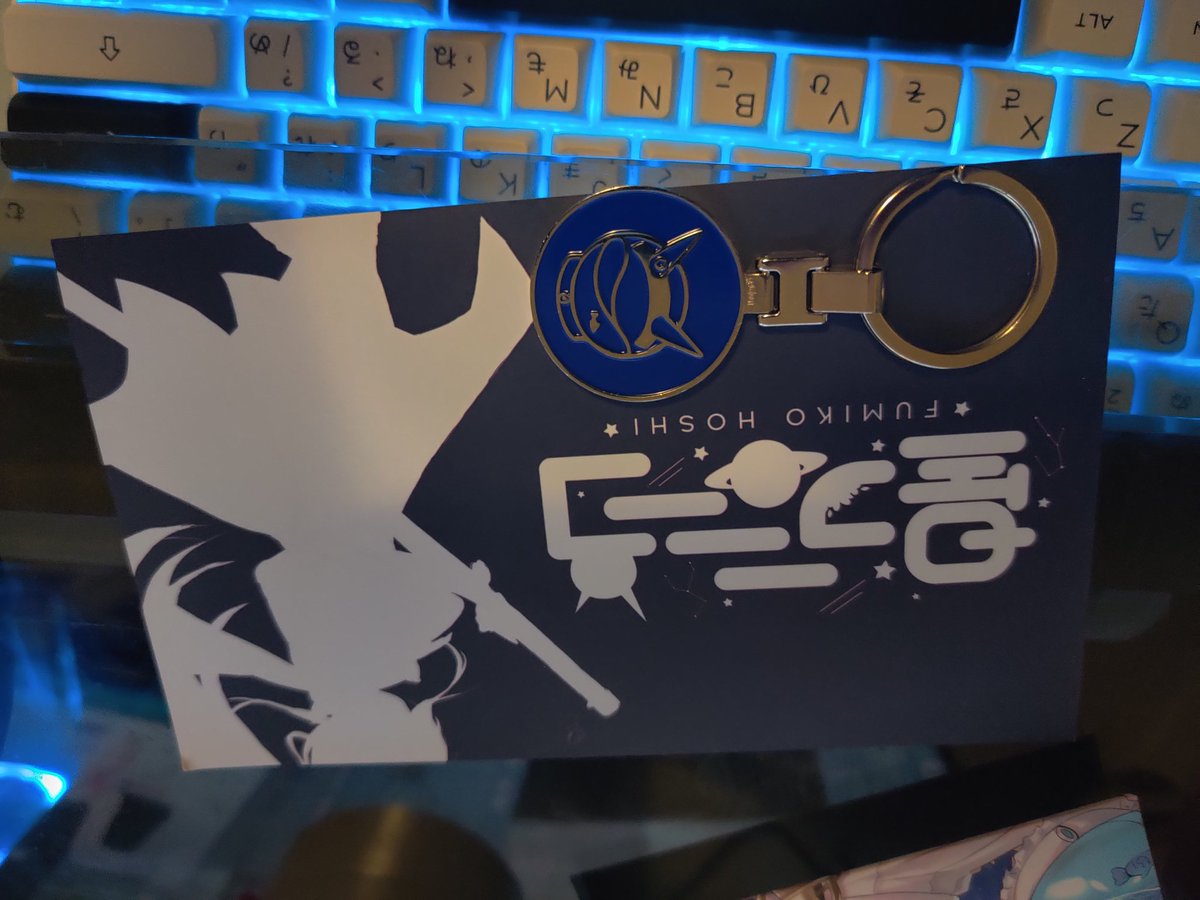 bulgokinggg's tweet photo. Got my #fumimerch in the mail today! Extremely happy I won this giveaway! Truly wonderful merch β€οΈ https://t.co/H2hZj94HUa
