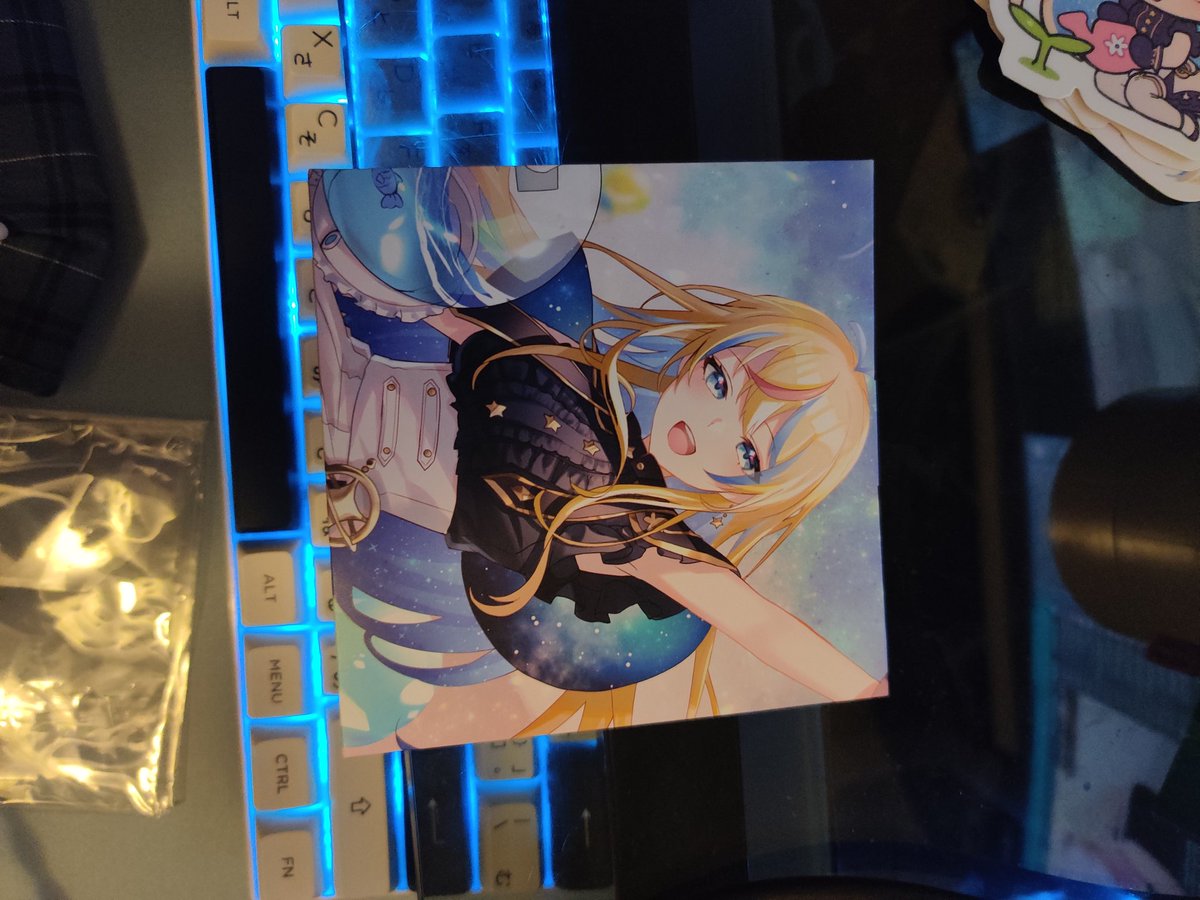bulgokinggg's tweet photo. Got my #fumimerch in the mail today! Extremely happy I won this giveaway! Truly wonderful merch β€οΈ https://t.co/H2hZj94HUa