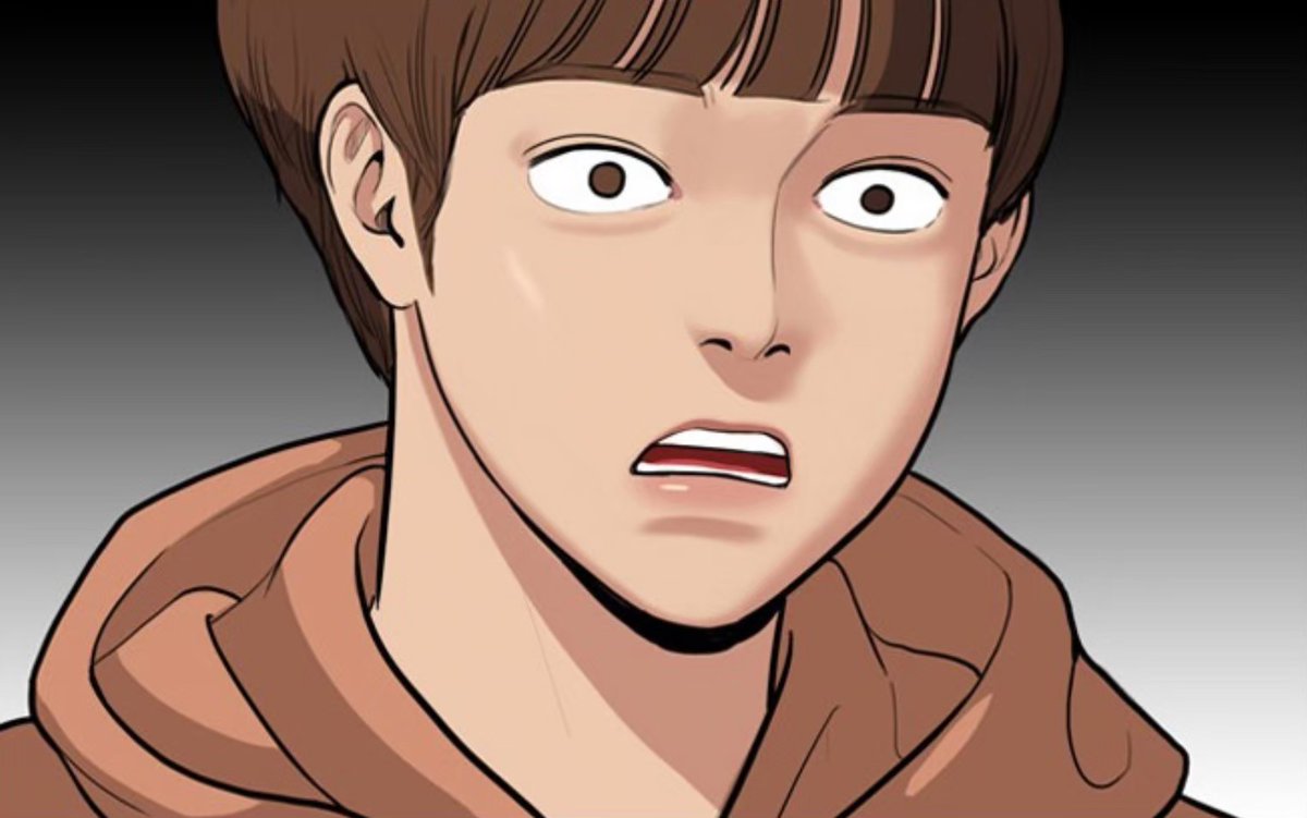 " เมื่อกี้นี้ เขาใช้คำว่าเหมือนหรอ... บอกว่าฉันหน้าเหมือนพี่หรอ โอ้ตายละ "