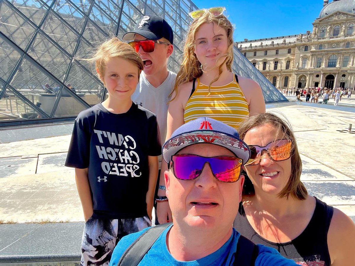 Well just like that our two days in #Paris are done as we pack our bags headed to #mallorca on the #summervacation2022