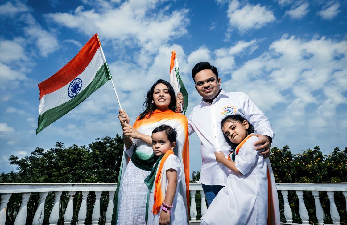 JayShah's tweet photo. Our Tiranga, Our Pride!

Today along with my family I hoisted a tiranga at my residence. I firmly believe that it is a tribute to the courage and valour of all the brave hearts of our nation and we all should do it.  
#HarGharTiranga https://t.co/2KH8IRKzo2