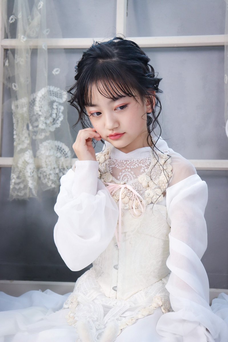 nagi_0411_'s tweet photo. studio?レンタルルーム?
見た事ないタイプのお部屋で素敵だった〜🎶
衣装がwedding dress designer
vivi様の新作🤍🖤🤍🖤🤍
#キッズモデル #studiomodel #ウェディングドレス #samplemodel #フォローしてくれたら嬉しいです #ファン募集中 #nagiTwitter https://t.co/XcuVqEFgcn
