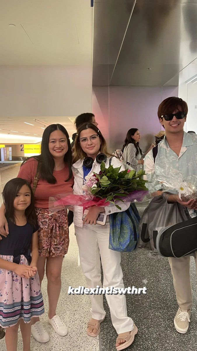 gret_gm2's tweet photo. Got caught in LA traffic so my supposedly 2 hr drive took longer but made it to the airport just in time to welcome @alexailacad &amp; @kdestrada_ to LA. They are so nice! Can’t wait to see you again tom!

KDLEX JUST LAnded

#StarMagic30BeyondtheStars 
#AlexaIlacad #KDEstrada #KDLex https://t.co/6kHpLywdk5