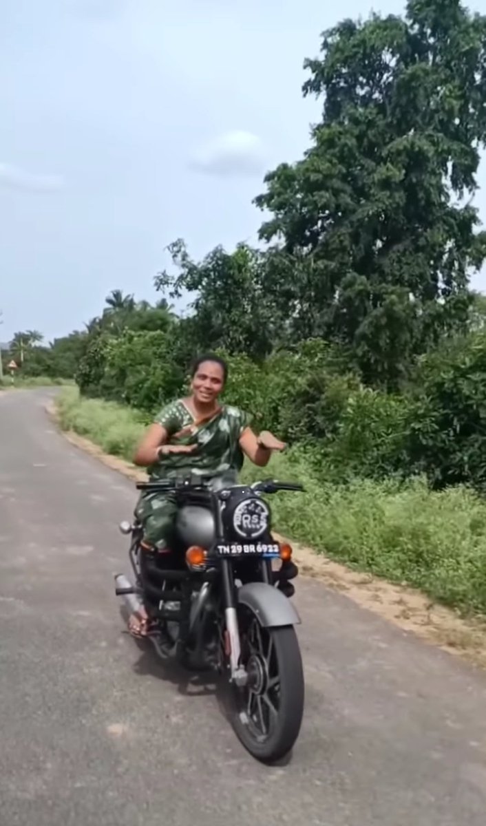 prabhusoccer's tweet photo. @ChennaiTraffic  TN28BR6922 riding without helmet and reels with bullet song, not even touch handle bars. https://t.co/uxuarwHBAP