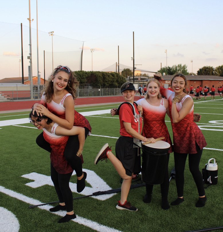 Diamonds_CHHS's tweet photo. Did somebody say PFND⁉️

Photo creds: Kamila Vieyra
 -
#chhsdiamonds #colorguard #diamondsdanceguard #gcisd #gcisdfinearts #marchingband #marching #colleyvilleheritageband #chhsband #chhs #pfnd #dance #colorguardflag #colleyvilleheritagehighschool #band #panthers #chpantherpride https://t.co/GXygstn7ud