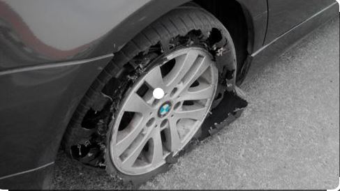If your tyre bursts while driving fast:

1. Don't apply brake; you will tumble
2. Switch on your hazard light 🔆
3. Release the accelerator gradually
4. Keep car going straight; don't steer
5. Let car gradually stop; don't match brakes!

Safety Tip!
#cartracking #cartracker