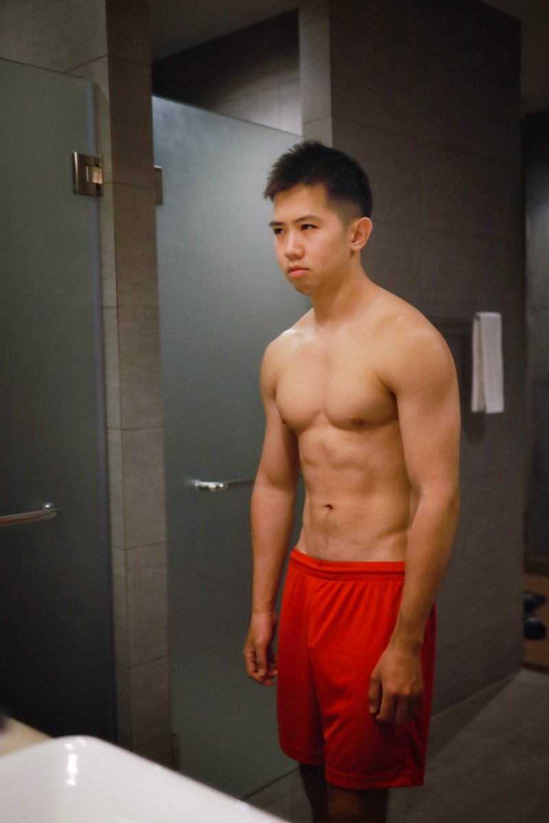 OaterALMIGHTY's tweet photo. สภาพคนง่วนนนนงื้ออออง่าาาา https://t.co/8Ee5ni8Az9
