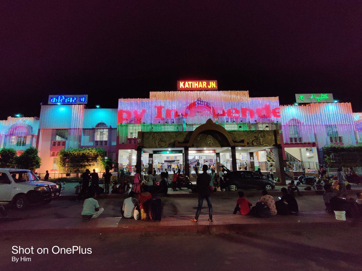 himiocl's tweet photo. 📍Katihar Railway Station
The glittering look on the occasion of #AzadiKaAmritMahotsav . https://t.co/9Tq1HzDlya