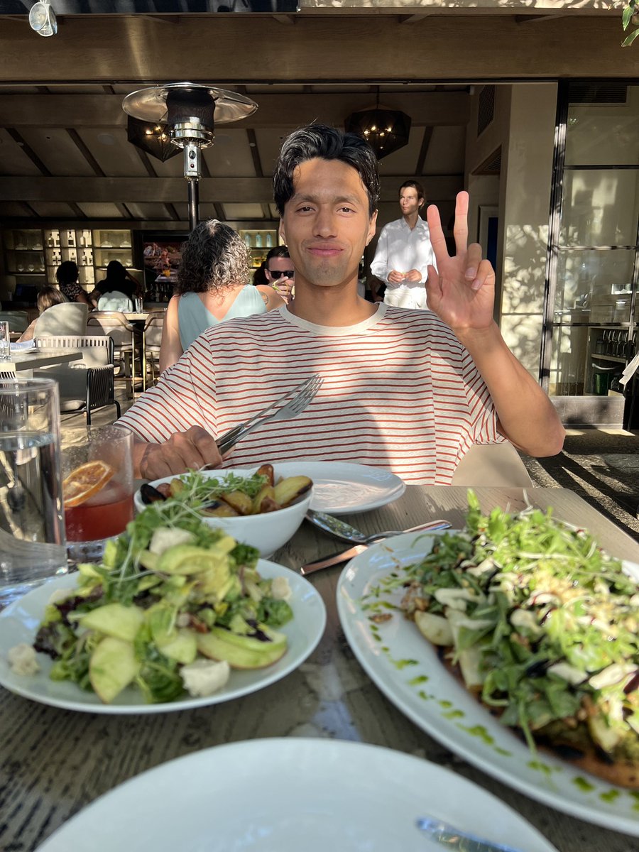 Sara Dietschy 🍑y tweet media